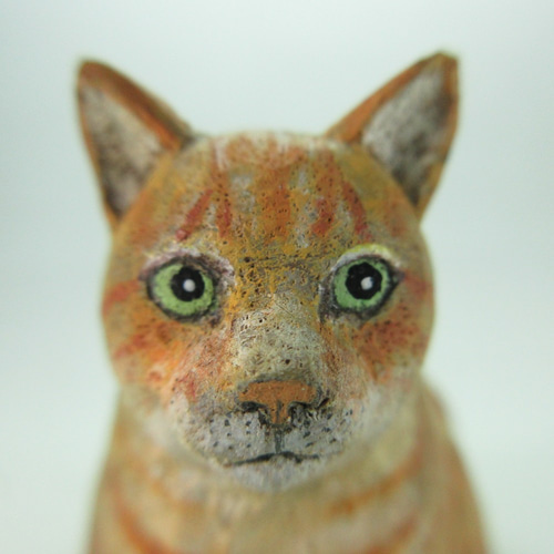 木彫りの茶トラ猫 香箱座り その他置物 村山木彫工房 通販 12935093