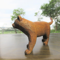 木彫りの猫　彫刻　　 3枚目の画像