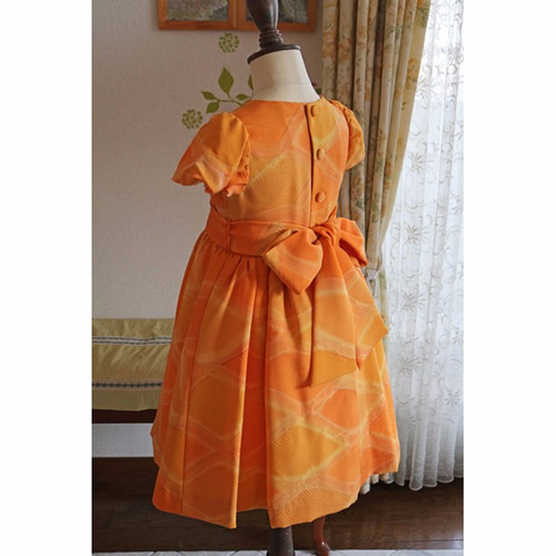 オレンジ　アンティーク　女の子　子供着物　NO8 子供着物 七五三 女の子着物 オレンジ色 リメイク用 アンティーク