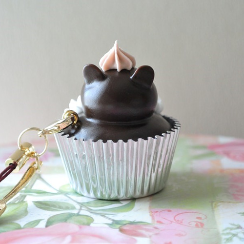 たぬきケーキ・ストラップ(銀カップ) 携帯ストラップ minatsu 通販