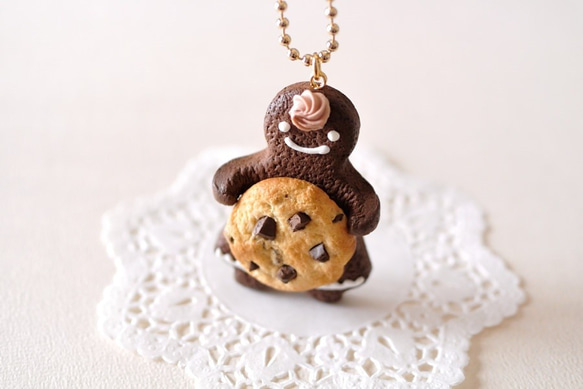 クッキーガールwithチョコチップクッキー【ボールチェーンチャーム】 1枚目の画像