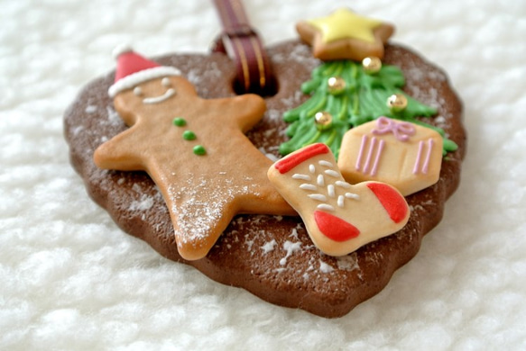 クリスマス・ハートクッキー・オーナメント（チョコクッキーベース） 1枚目の画像