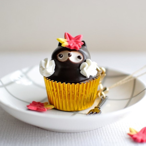 たぬきさん♡カップケーキ たぬきさんケーキ♡ 期間限定で鬼ケーキも！ どちらも美味しかっ