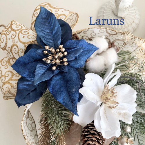 クリスマス　スワッグ　ネイビーリボン ブルーポインセチアのクリスマススワッグ もみの木増量屋外使用