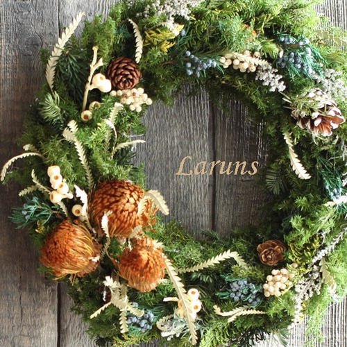 北国の森のクリスマスリース（大）通年使用も 針葉樹とドライの