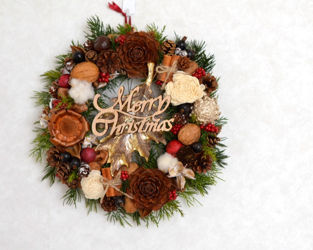 値下げ＊ナチュラル木の実リース27㎝＊シナモン入り＊ボタニカル＊クリスマス