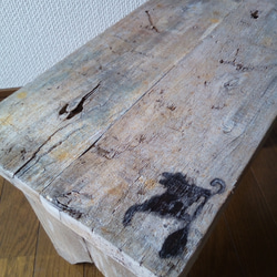 シャビーシック 古木のミニテーブル 3枚目の画像