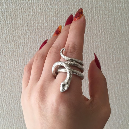 なっつんさんのルビーのシルバー手作りリングです。他の方は購入しないでください。 楽天市場】ルビー 指輪 リング 蛇 へび レディース シルバー 7月