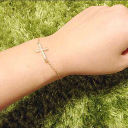 cross bracelet 2枚目の画像