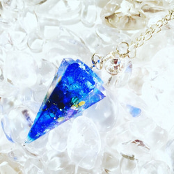 スカイブルーのオルゴナイトペンダント ネックレス・ペンダント