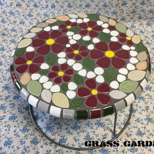 モザイクタイル花柄のサイドテーブル その他インテリア雑貨 Grass