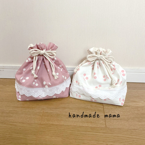 チェリー柄マチ付き巾着 レース切り替えデザイン お弁当袋 オムツ入れ