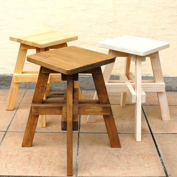 しかくいスツール　Mサイズ チーク色