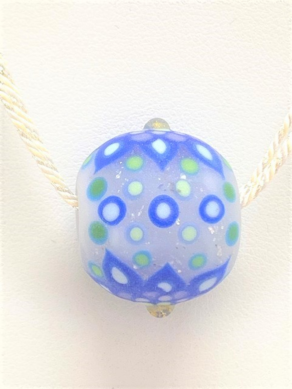 手毬　とんぼ玉ネックレス　青 2枚目の画像