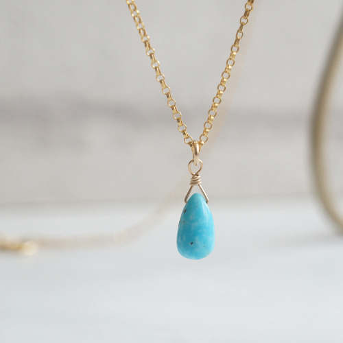 アリゾナ産スリーピングビューティーターコイズのネックレス  