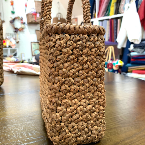 山葡萄の蔓　Ｂ品　ひご　20ミリ 山葡萄 かごバッグ 1年保証付き 内布付き 山ぶどう やまぶどう