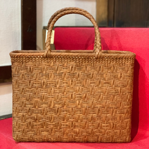 国産 山葡萄バック （国産山葡萄 山葡萄かごバッグ 手作り 籠