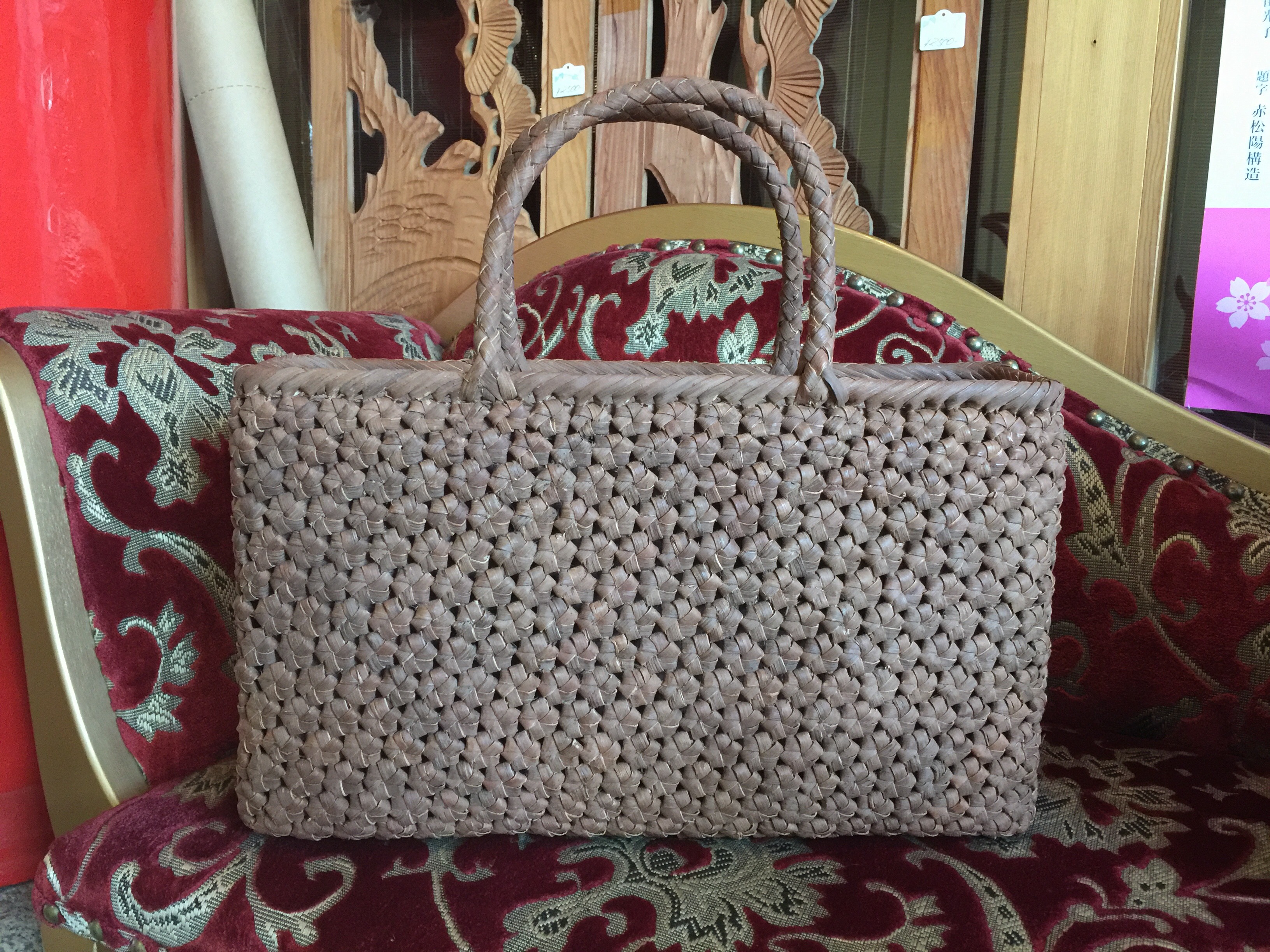 ✨ 2025年初取り ✨1番蔓で作った✨持ち手三つ編み山チャック花網かごバック