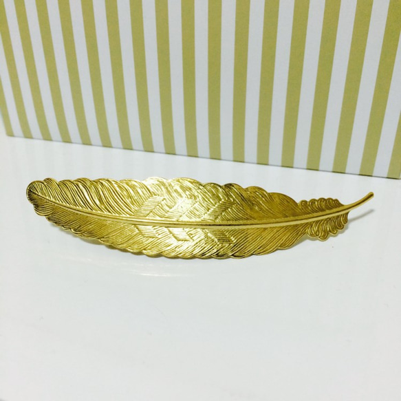 黃銅羽毛瓦萊塔 第1張的照片
