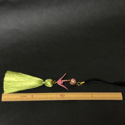 春色 ピンク麻の葉 折り鶴 × 絹糸タッセル の 根付ストラップ 6枚目の画像