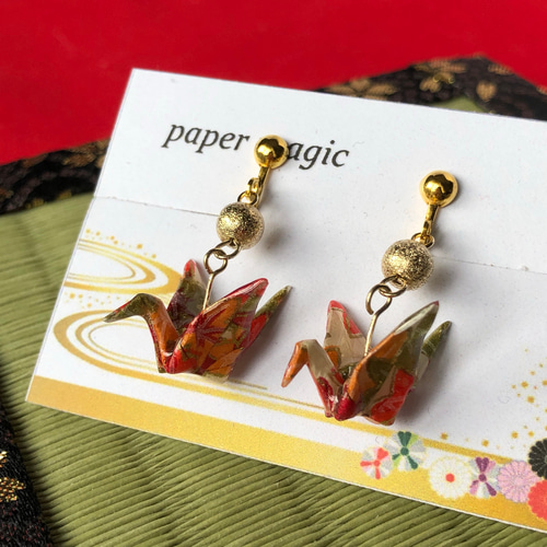 ちゃちゃ２９点～全24柄～和柄の折り鶴ピアス・イヤリング♪ハンドメイド ちゃちゃ29点～全24柄～和柄の折り鶴ピアス・イヤリング