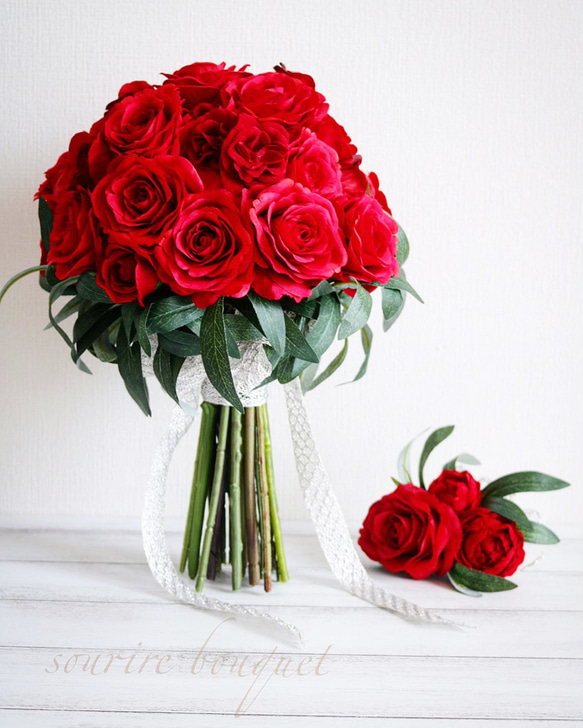 赤バラたっぷりのクラッチブーケ〜美女と野獣ブーケ〜 ブーケ