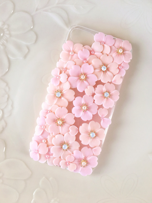 ハートの花びら桜色iPhoneケース スマホケース♡ほぼ全機種対応 4枚目の画像