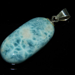 2025.8.7 財守翡翠福珠 糸魚川翡翠 ネックレス・ペンダント ケンちゃん