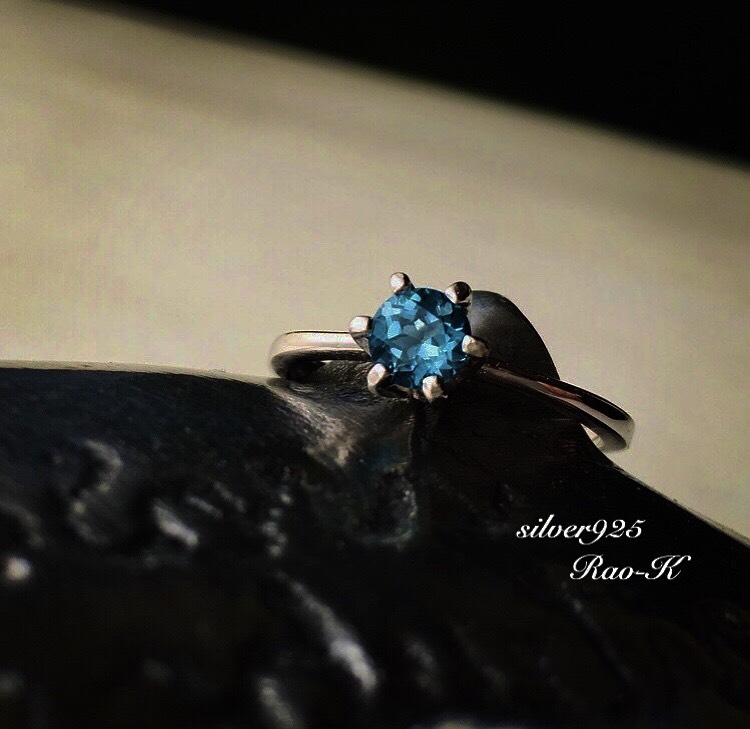 silver925大人のクラシック・リング〜ロンドンブルートパーズ