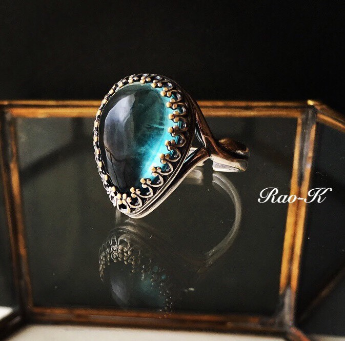 ✨ヨーロピアン・アンティーク調リング〜ディープブルーフローライト