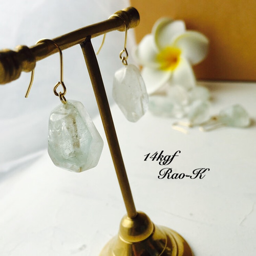 ✨14kgf 氷質✨グリーンファントムクォーツのピアス/イヤリング ピアス
