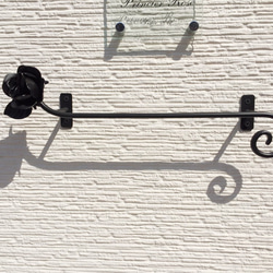 受注製作 国産☆アイアン製薔薇のタオルハンガー タオルバー アンティーク調 鉄製バラ タオル掛け 傘立て ガーデン雑貨 4枚目の画像