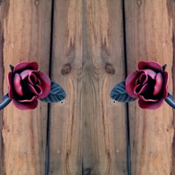 【受注製作】国産☆ アイアン製 薔薇のカーテンホルダー ローズ タッセル 鉄製 アンティーク調 バラの家 フック 5枚目の画像