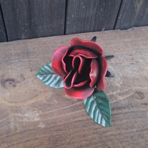 アンティーク 花卉アールヌーヴォー「薔薇」 薔薇蔓(鉄製) （Pin