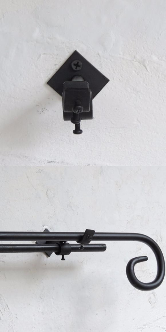 アイアン カーテンレール用 ダブルブラケット 日本製 高品質 鉄製 ポール リビングインテリア 新築 雑貨 3枚目の画像