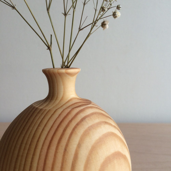 木製花瓶 第4張的照片