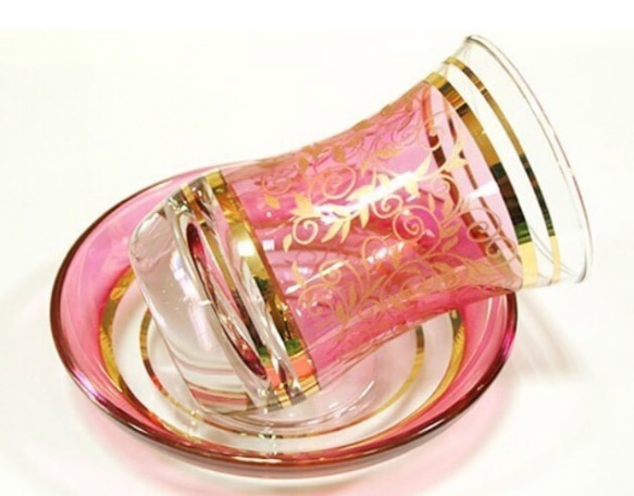 トルコ製  チャイグラス&ソーサー 1客　ティースプーン付き 1枚目の画像