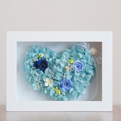 幸せを運ぶハートのプリザーブドフラワー&紫陽花ブルー 1枚目の画像