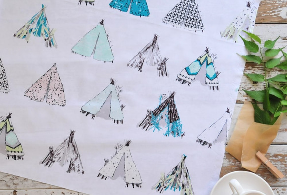 パンダの里の生地　Gansu Village Cloudwhite   *ART GALLERY FABRICS 3枚目の画像