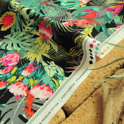 Tropicalia Dark  -ART GALLERY FABRICS -EST 3枚目の画像