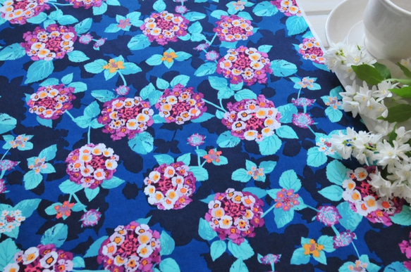 生地 Lantana Teal  -ART GALLERY FABRICS　-Mediterraneo 2枚目の画像