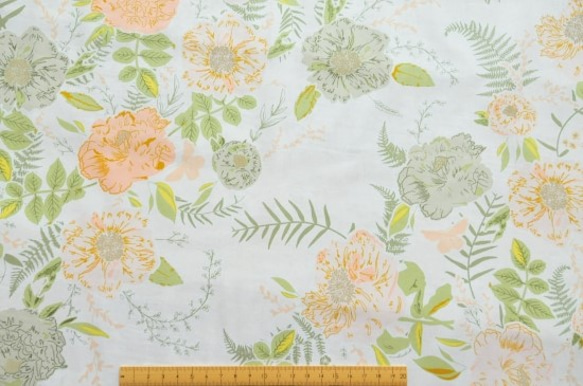 生地 Foraged Garland Peony  -Gathered -ART GALLERY FABRICS 4枚目の画像