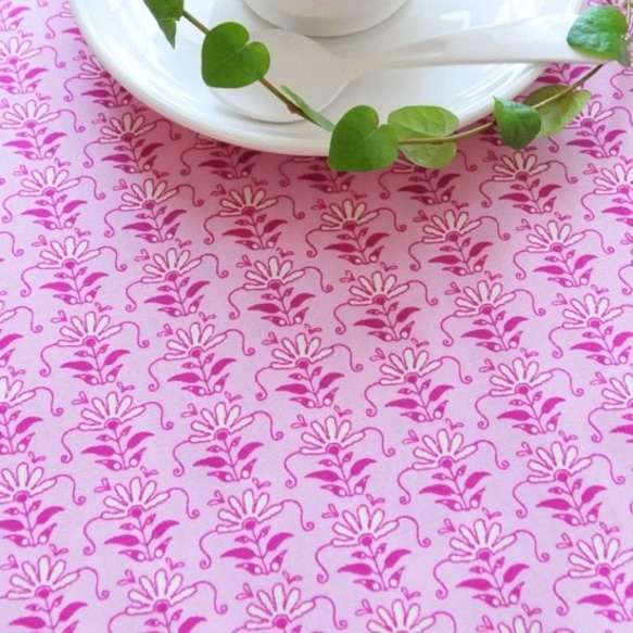 生地 Elixir Paeonia  -MSL -ART GALLERY FABRICS 2枚目の画像