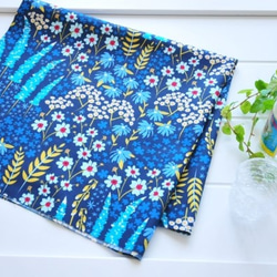 生地 Blue Bank Flora  -Catch & Release  -ART GALLERY FABRICS 5枚目の画像