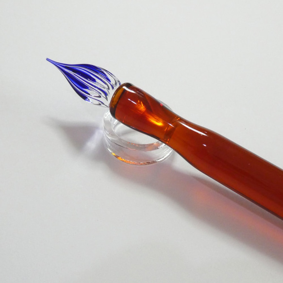 Color 硬質ガラスペン　琥珀 (アンバー) + リングペンレスト 4枚目の画像