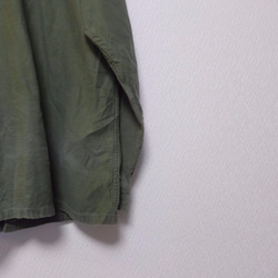 重新製作沒有顏色的軍事疲勞襯衫夾克<donar> 第9張的照片