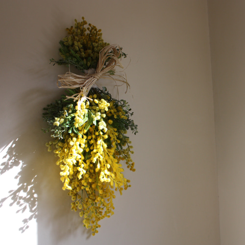 4.ミモザスワッグ