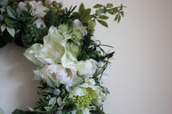 【たくさんの再販】White&Greenリース　white紫陽花&クリスマスローズ 4枚目の画像