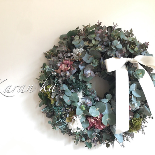 ユーカリと紫陽花のフライングリース ユーカリと紫陽花のフライングリース | F L E U R I