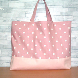 【入園入学準備】　２層切り替えのレッスンバッグと給食袋セット　マチ付き　ピンクに白のドット 2枚目の画像